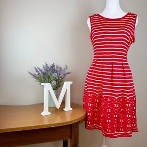 Max Studio Fit & Flare Sleeveless Dress -Size M - Red and white stripes pleated